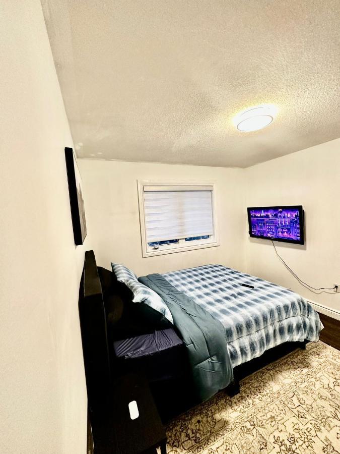 Deluxe Double Room Ii- Hazel Stays Mississauga Exterior foto